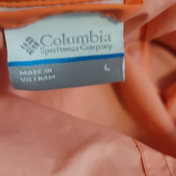 Columbia Women's Switchback IV Raincoat - Picture 2 of 11
